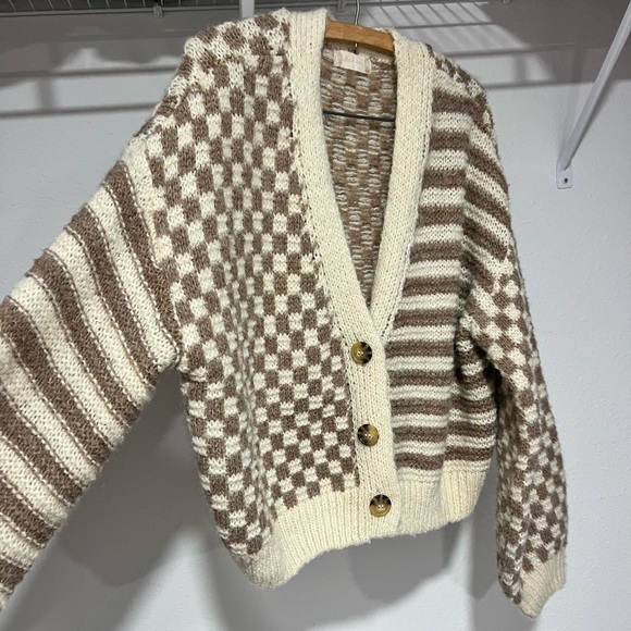 Altar'd State Cardigan - Picture 2 of 4